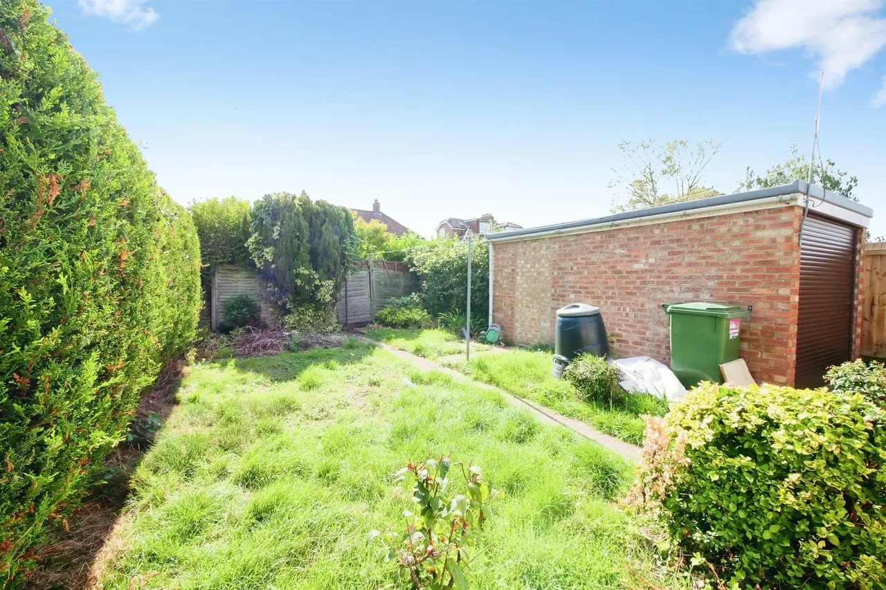 Westholme Drive, York, photo 6