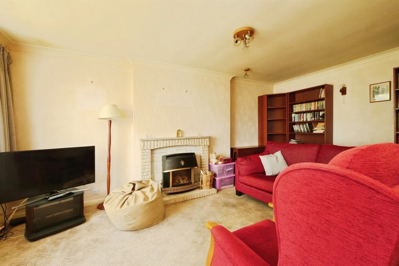 Westholme Drive, York, photo 3