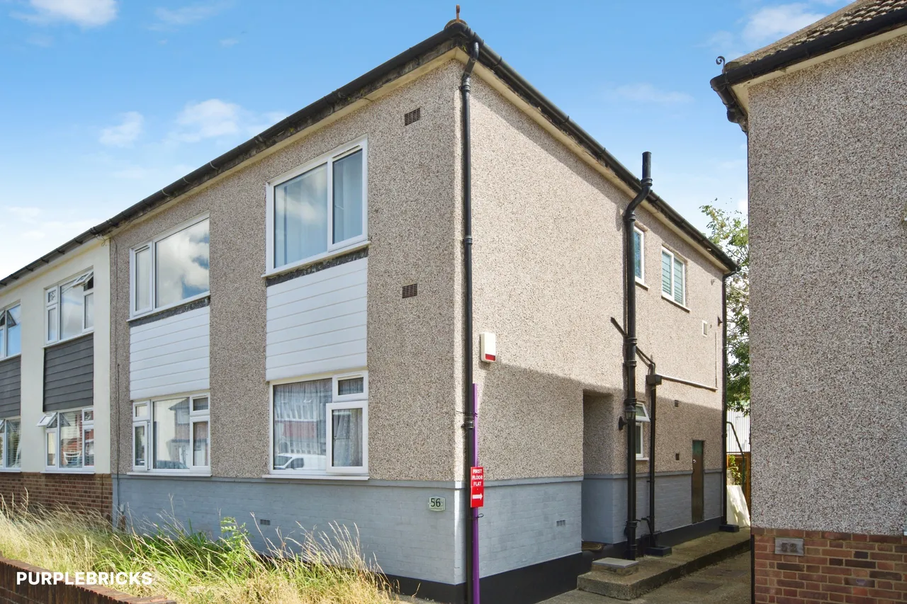 Queens Park Road, Romford, RM3, photo 26