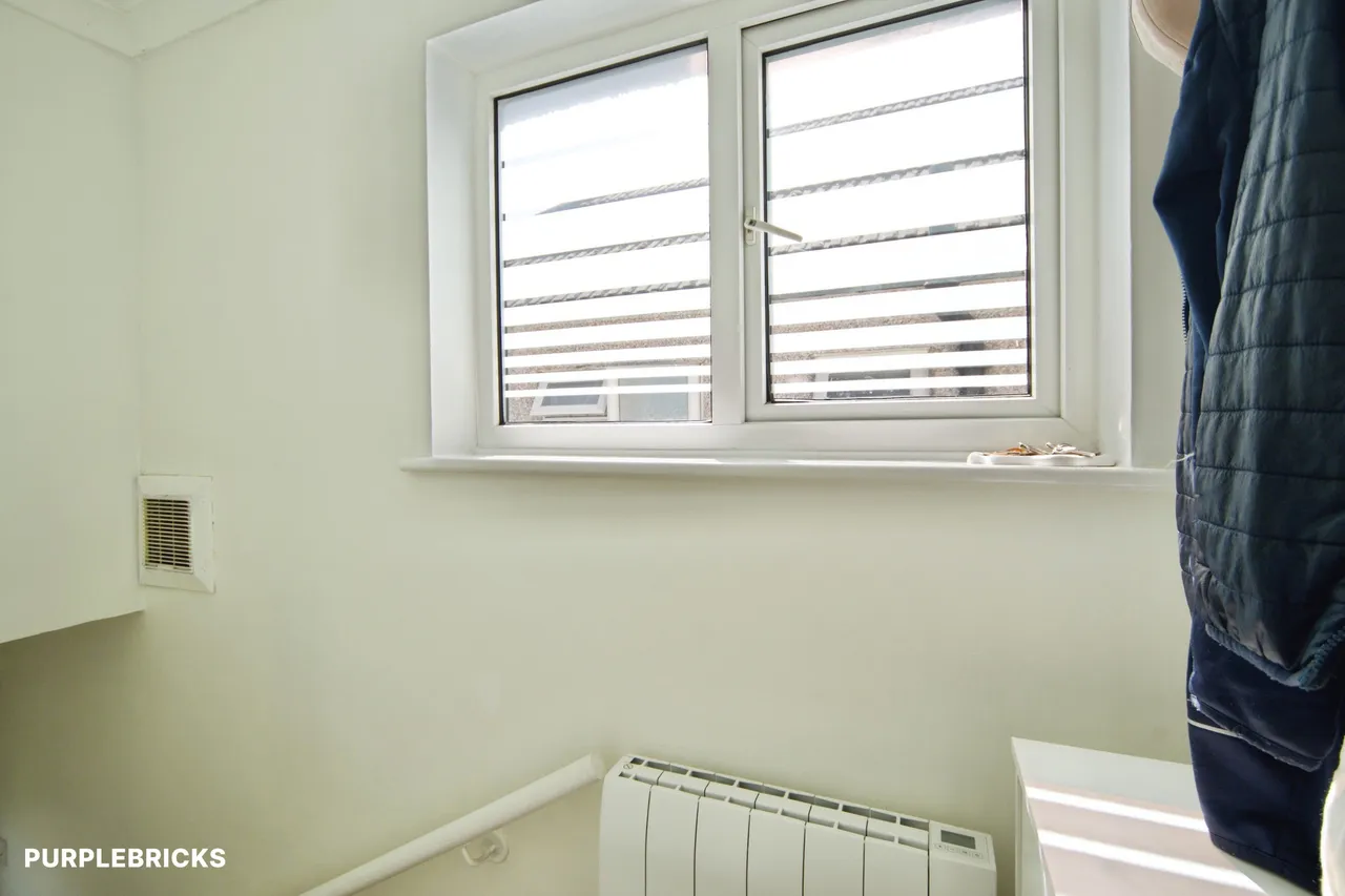 Queens Park Road, Romford, RM3, photo 25