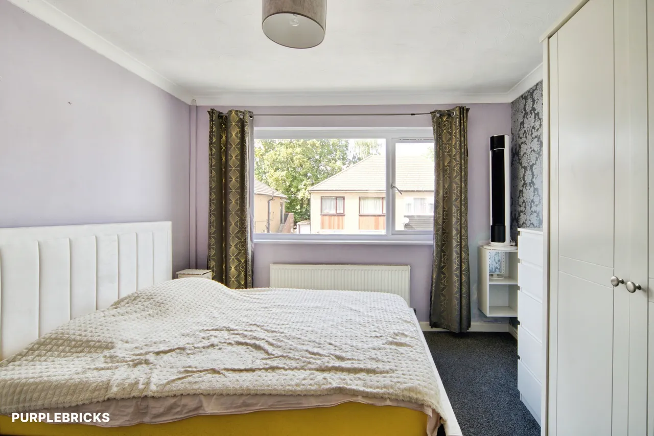Queens Park Road, Romford, RM3, photo 18