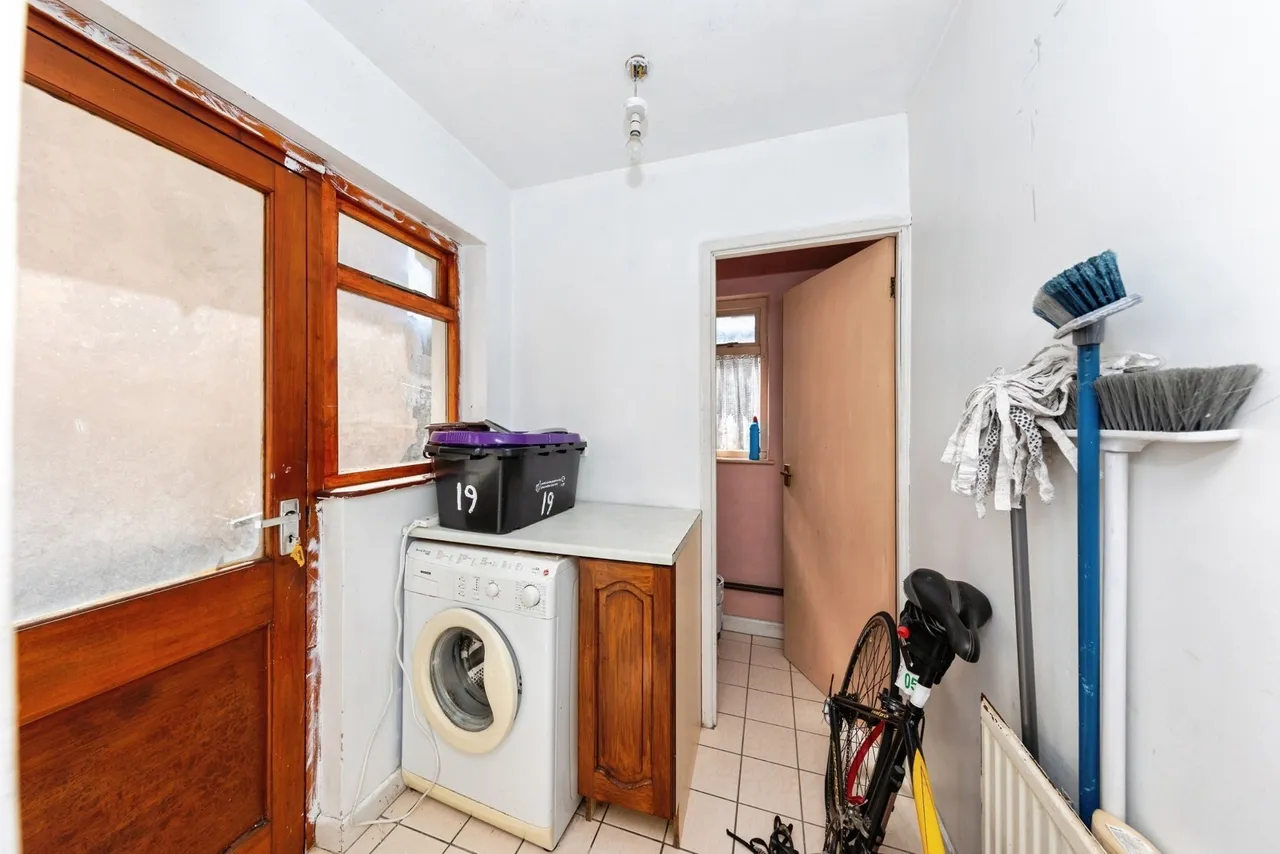 Downing Street, Llanelli, SA15, photo 9
