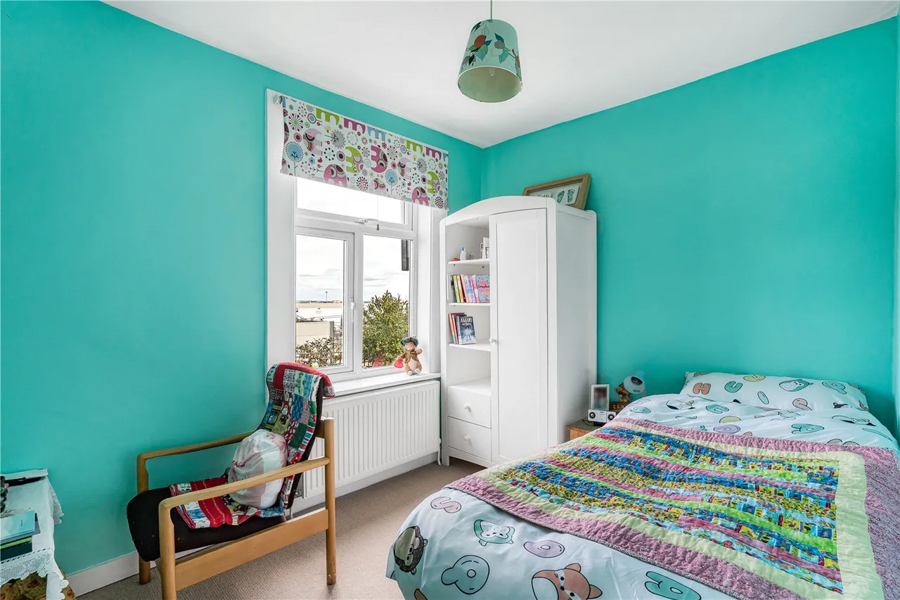 Rathcoole Avenue, London, N8, photo 7