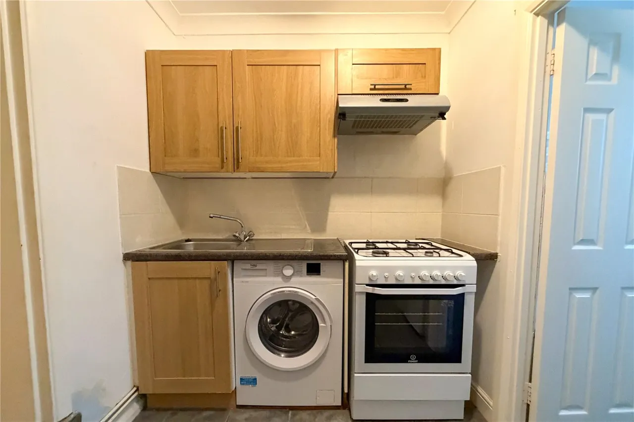 Highland Road, Aldershot, Hampshire, GU12 4RS, photo 10
