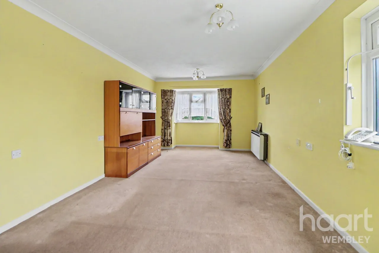 Furzehill Road, Borehamwood, WD6, photo 4