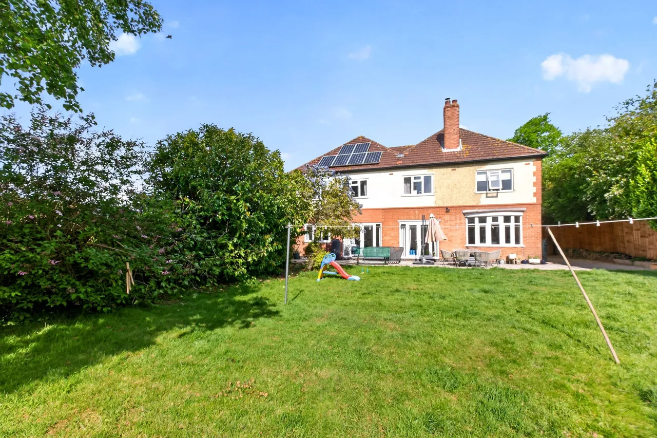 Woodville Road, Overseal, DE12, photo 25