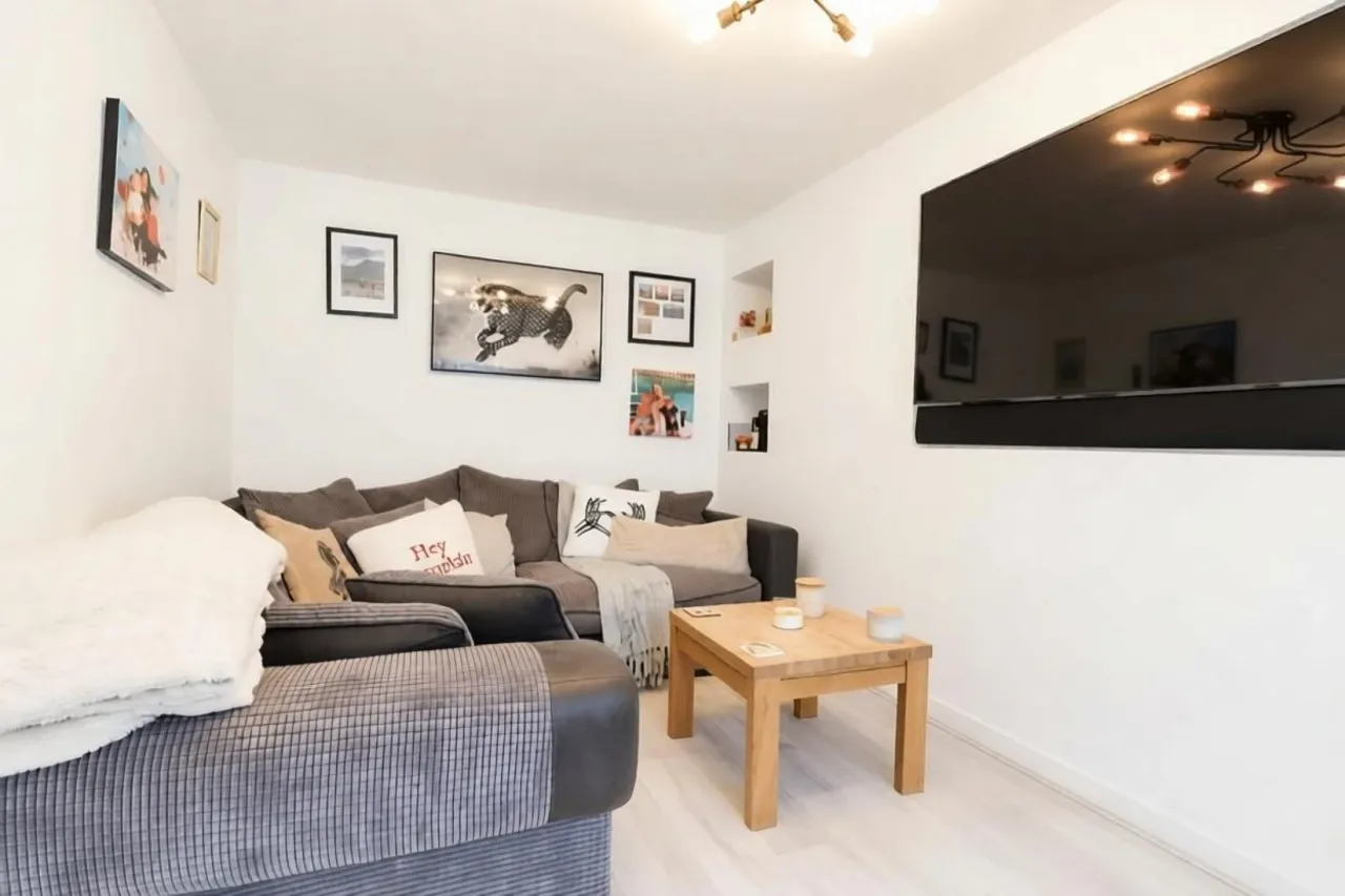 Bradshaw Drive, Congleton, photo 4