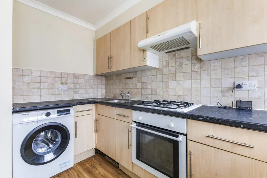 Onslow Gardens, Wallington, SM6, photo 7