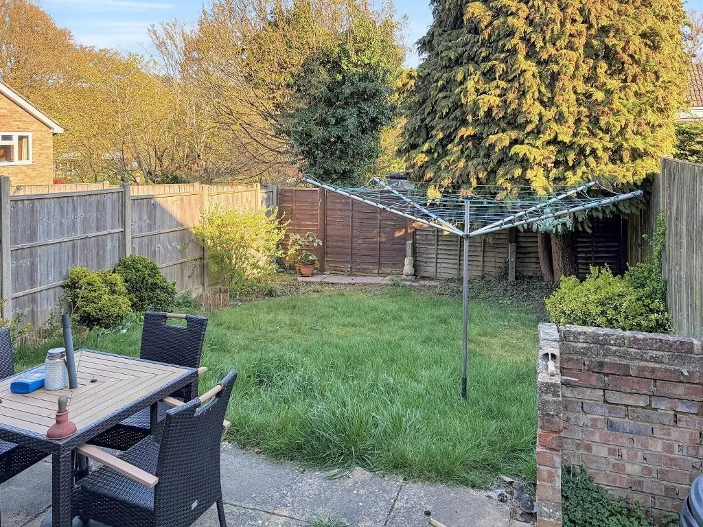 Curlew Close, South Croydon, photo 2