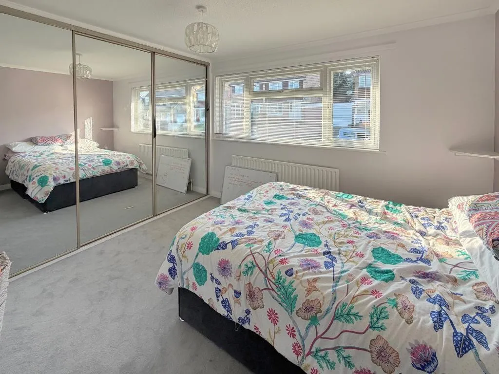Curlew Close, South Croydon, photo 8