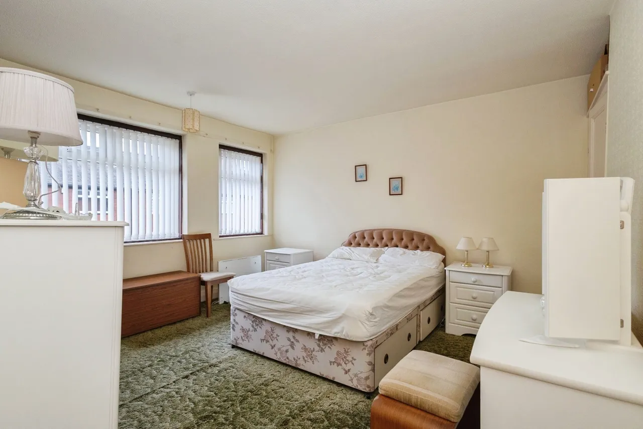 Lodge Lane, Dukinfield, Greater Manchester, SK16, photo 12