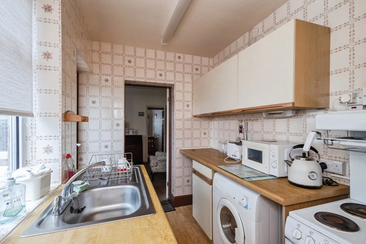 Lodge Lane, Dukinfield, Greater Manchester, SK16, photo 8