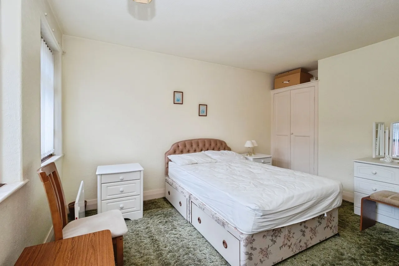 Lodge Lane, Dukinfield, Greater Manchester, SK16, photo 13