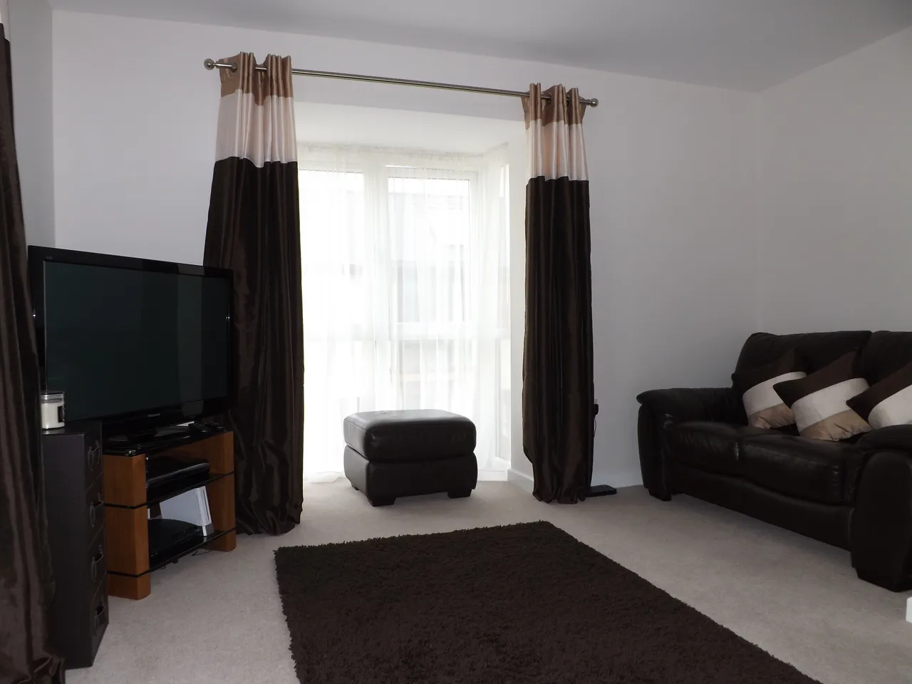 Airborne Drive, Derriford, PL6, photo 11