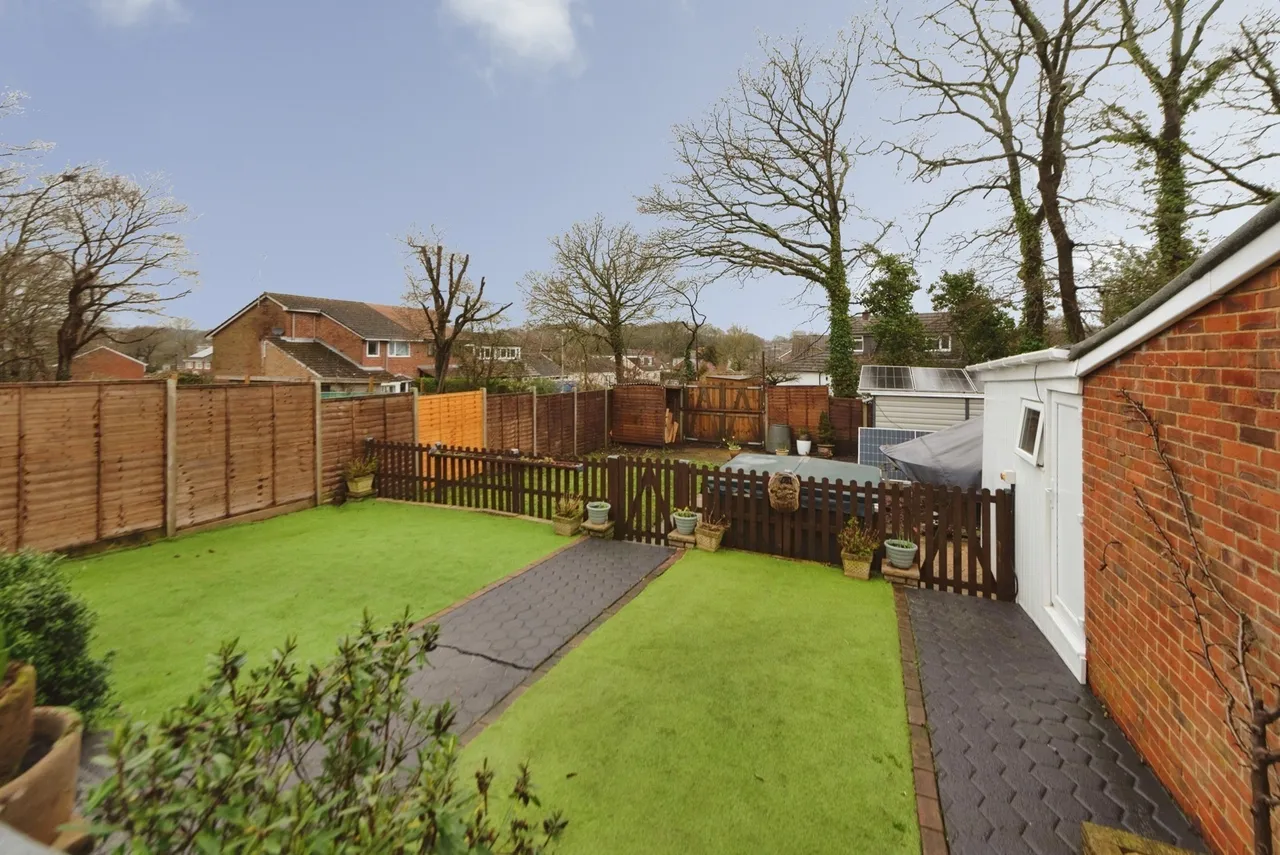 Summerhill Road, Waterlooville, PO8, photo 17