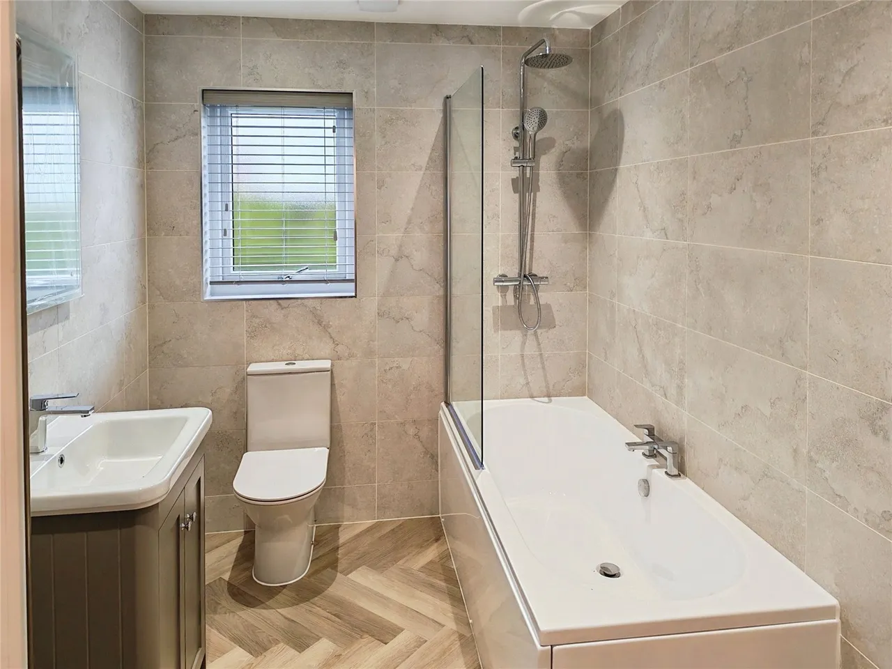 Cwmdulais Cwrt, Seven Sisters, SA10, photo 10