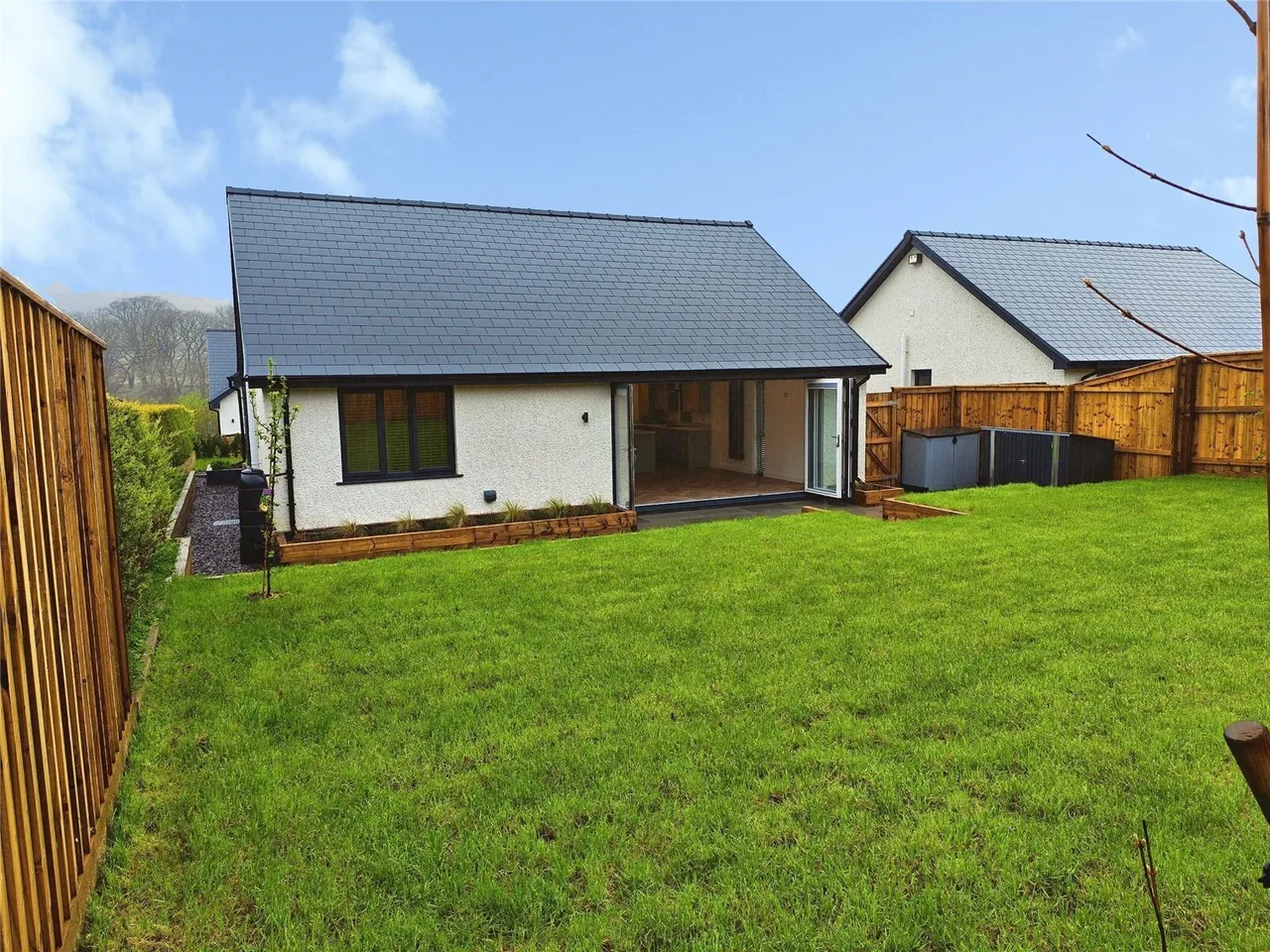 Cwmdulais Cwrt, Seven Sisters, SA10, photo 13