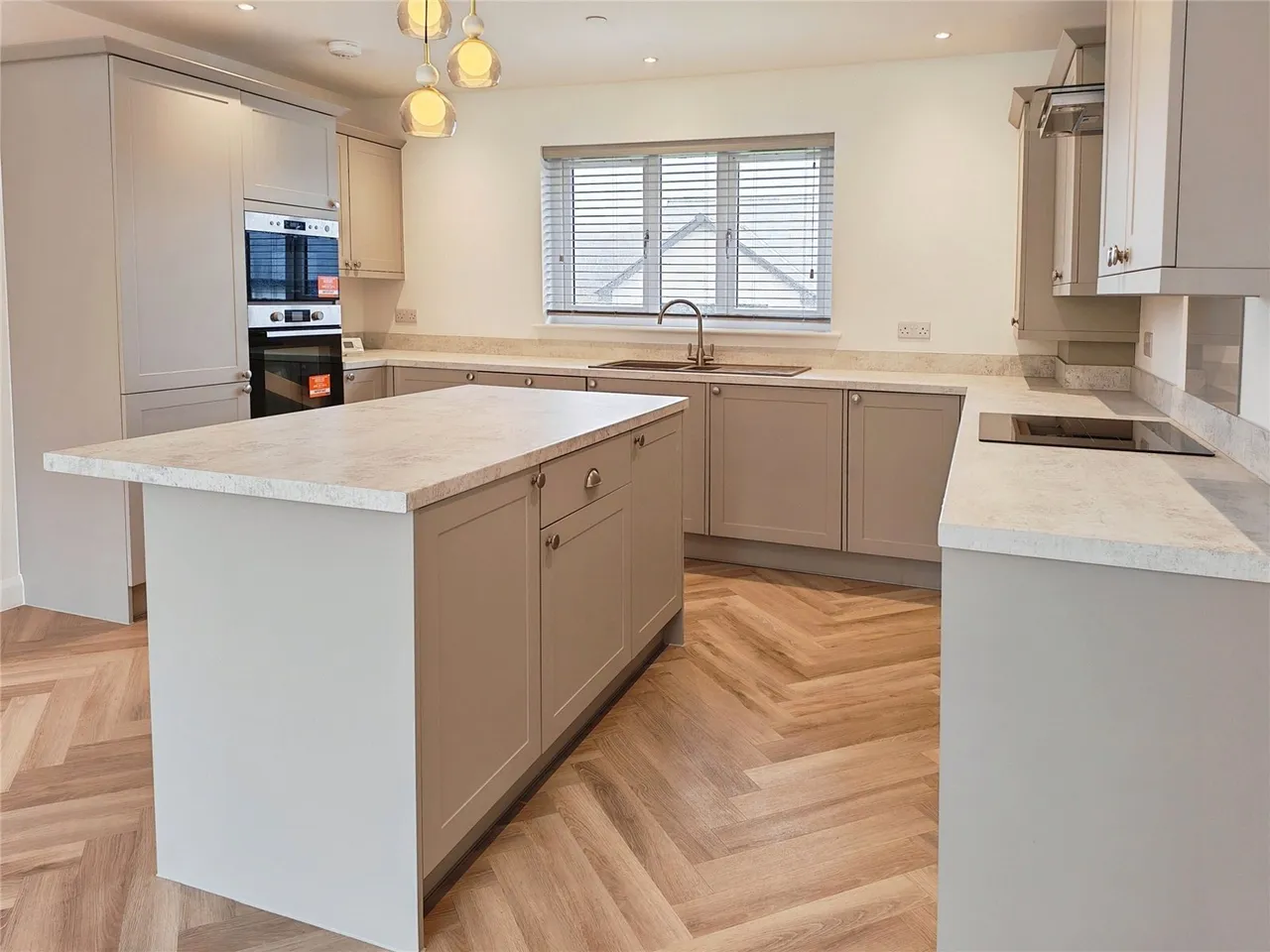 Cwmdulais Cwrt, Seven Sisters, SA10, photo 6