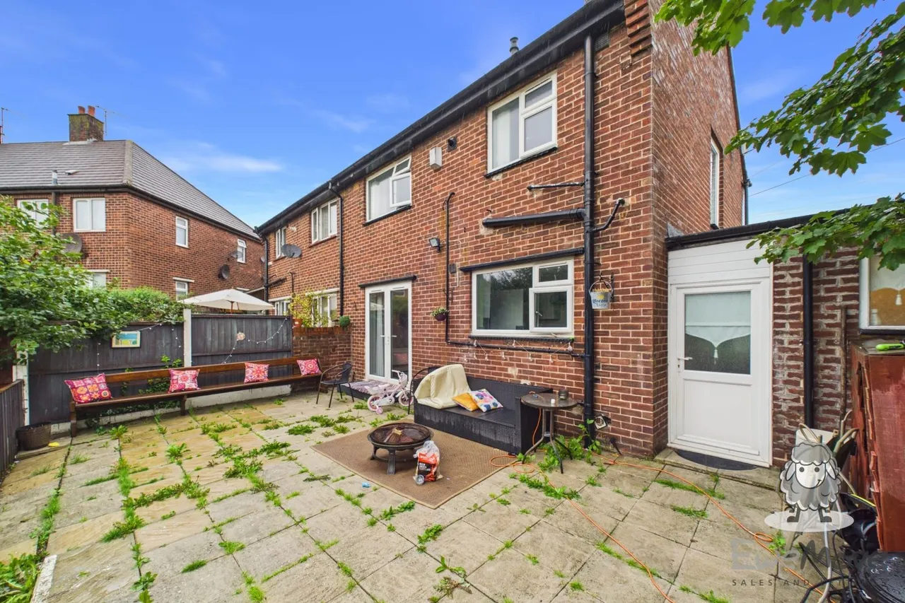 Saunders Avenue, Prescot, L35, photo 13