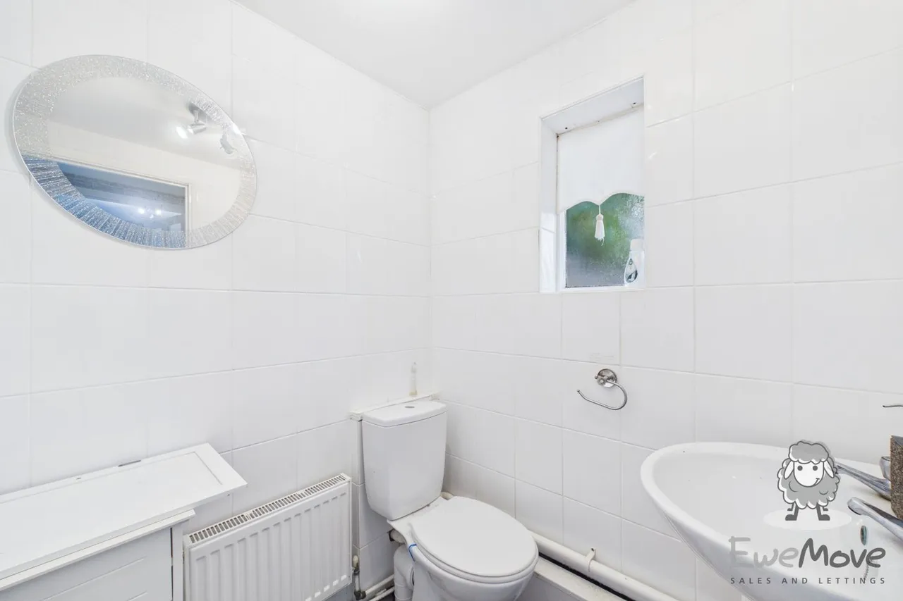 Saunders Avenue, Prescot, L35, photo 7
