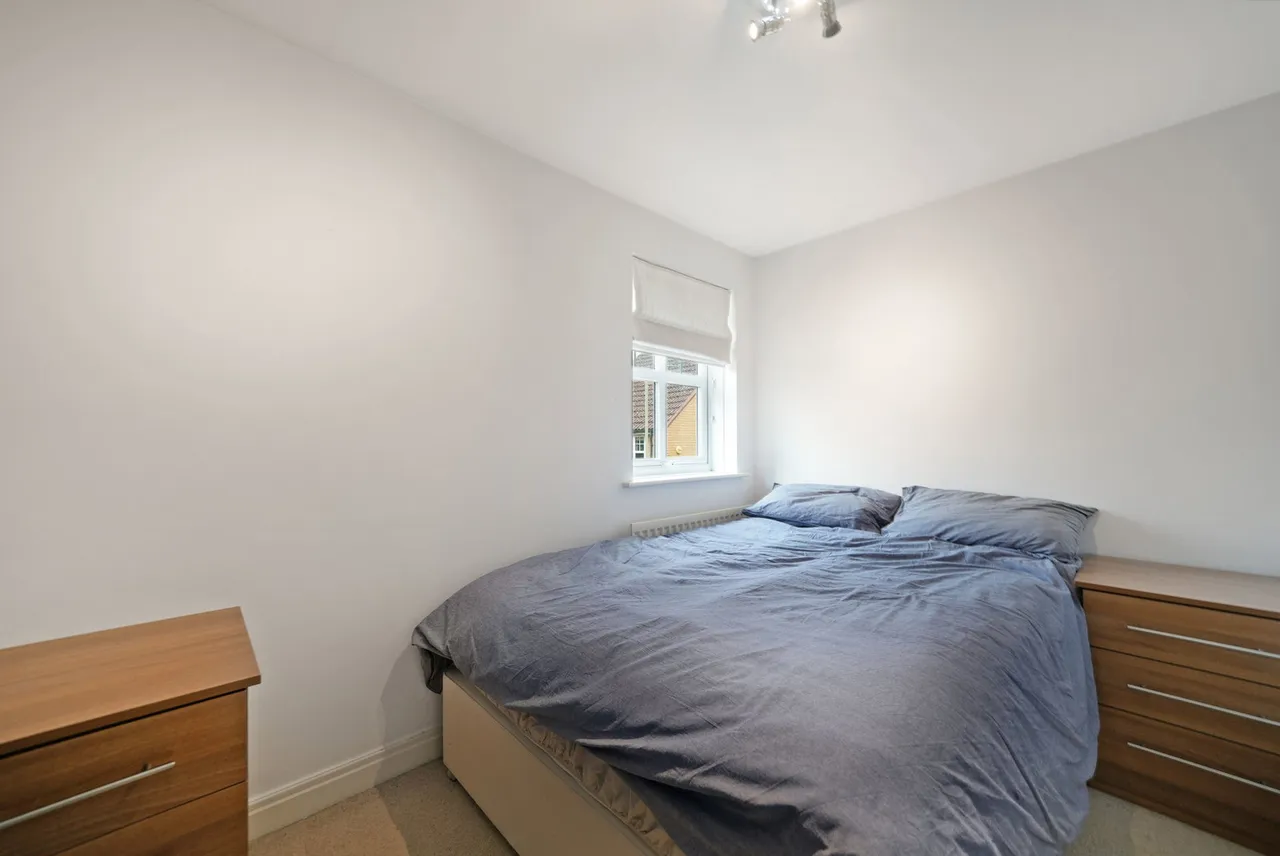 Arlington Green, Mill Hill East, NW7 1GW, photo 14