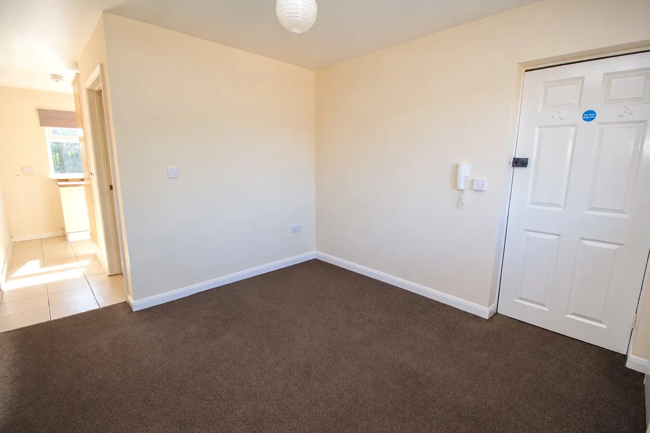 Edward Road, Alton, GU34, photo 5