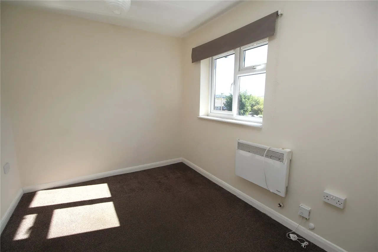 Edward Road, Alton, GU34, photo 7