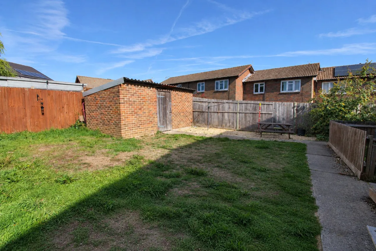 Edward Road, Alton, GU34, photo 9
