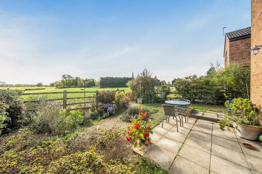 Mount Pleasant, Steeple Claydon, MK18, photo 2