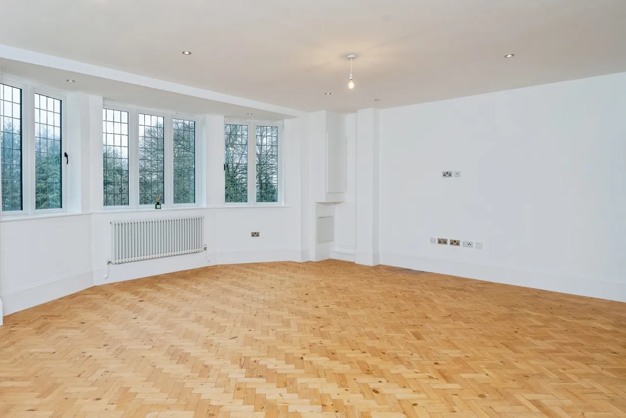 Ferma Lane, Great Barrow, CH3, photo 8