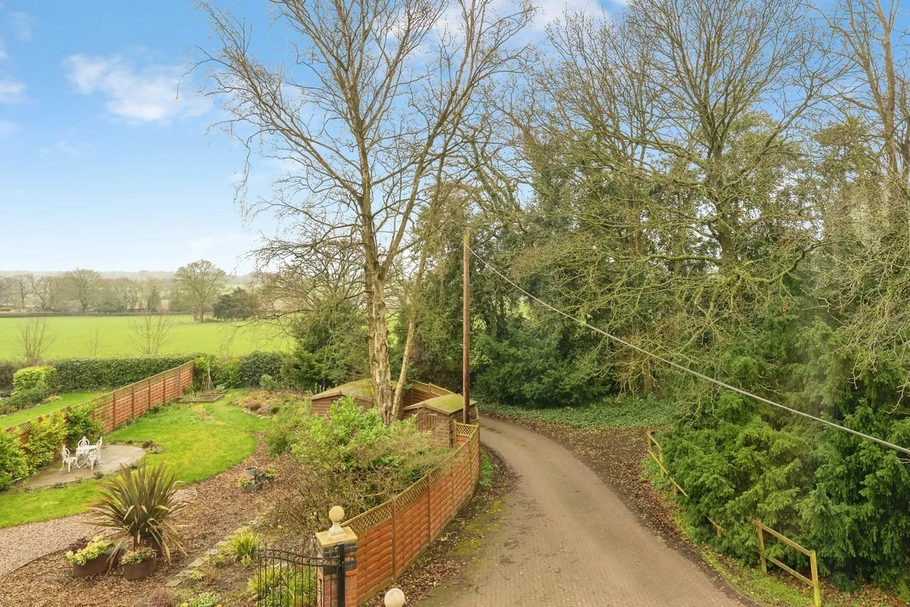 Ferma Lane, Great Barrow, CH3, photo 24