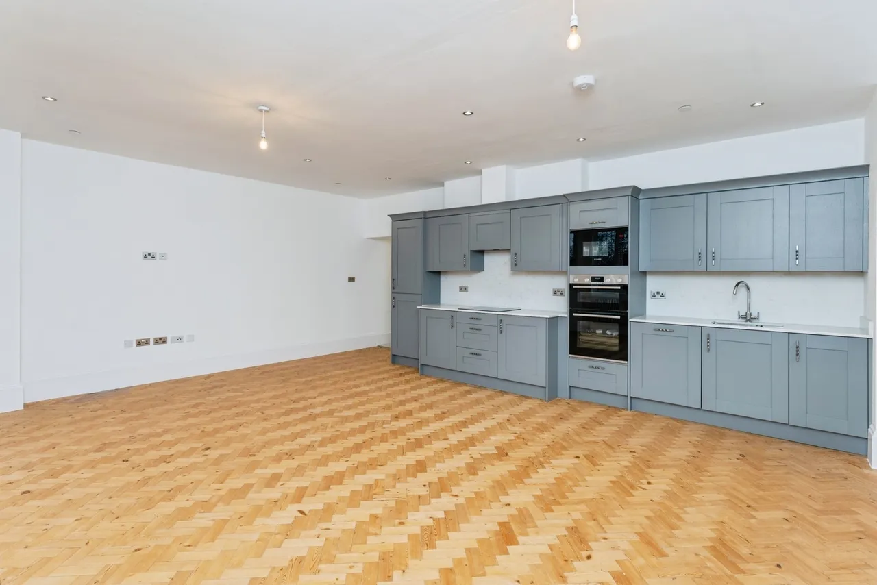 Ferma Lane, Great Barrow, CH3, photo 7
