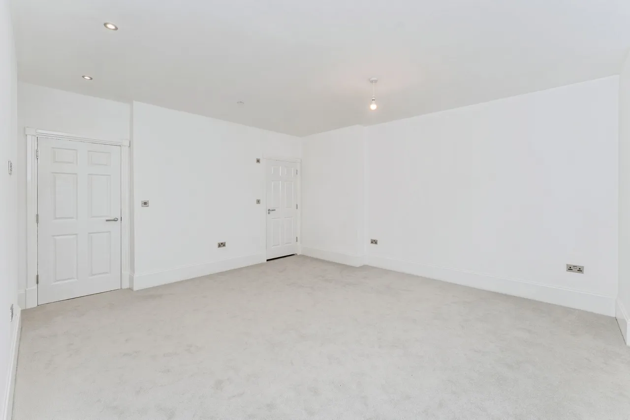 Ferma Lane, Great Barrow, CH3, photo 14
