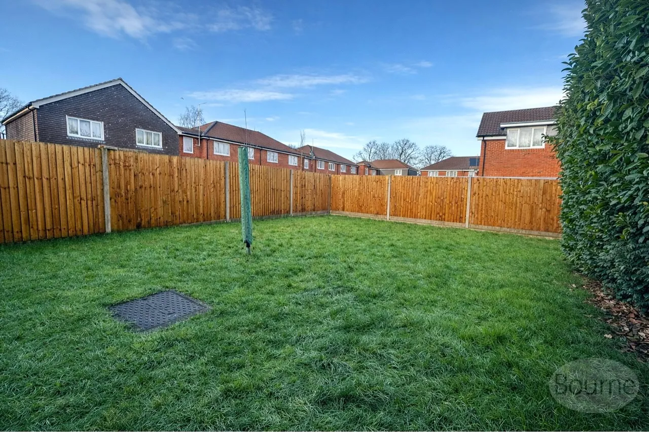 Lyfield, Oxshott, KT22, photo 6