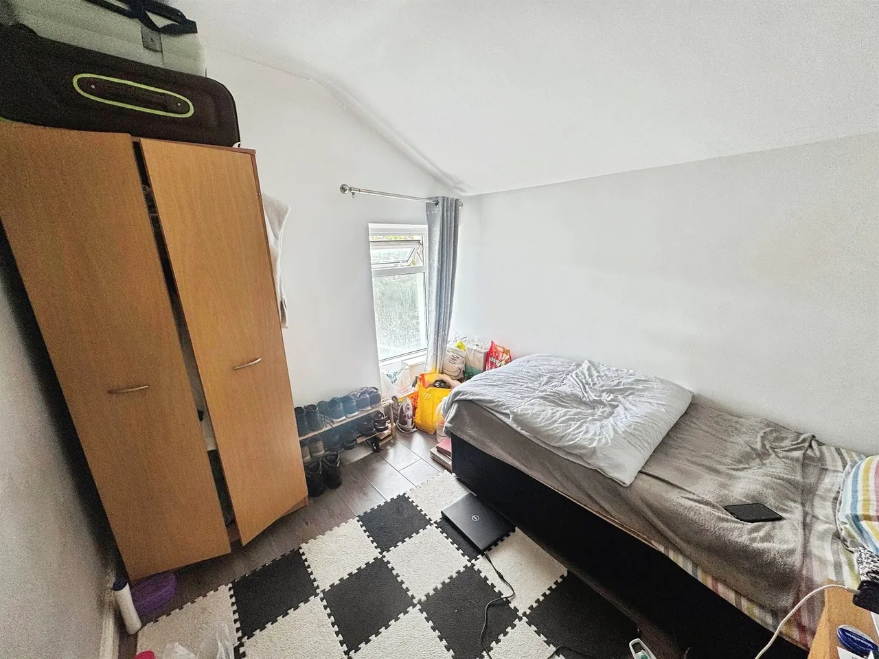 King Street, Pontypridd, CF37, photo 5
