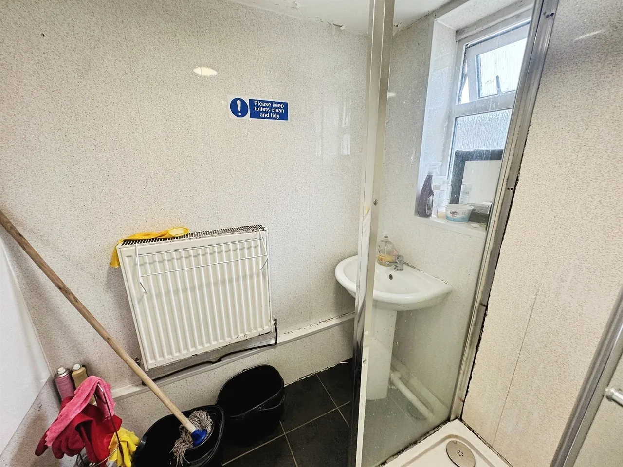 King Street, Pontypridd, CF37, photo 14