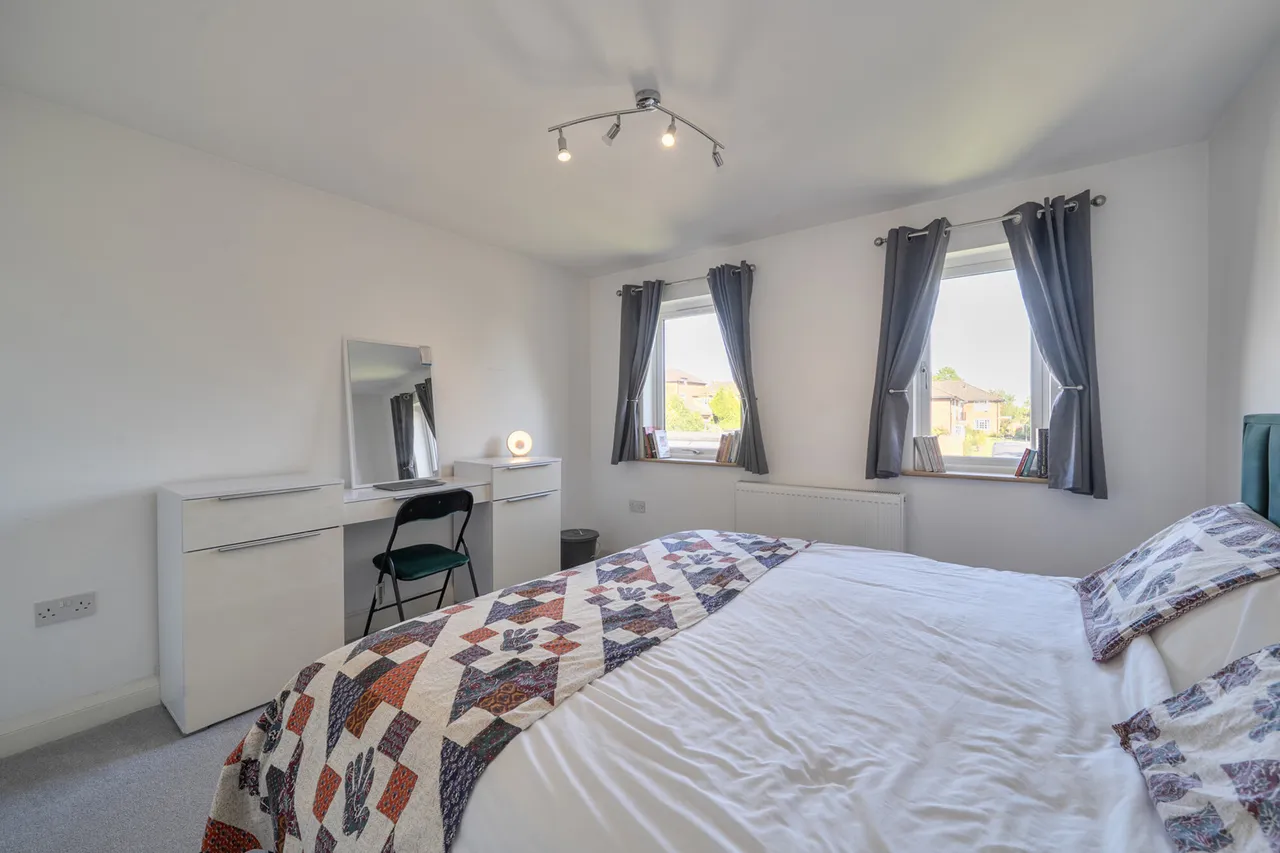 Maycock Grove, Northwood, HA6, photo 9
