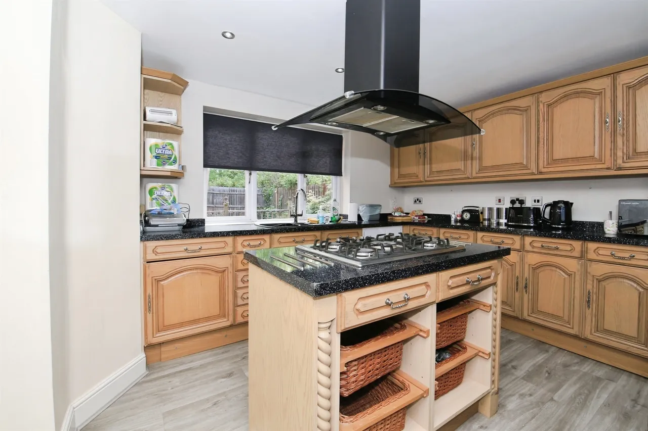 Magistrates Road, Hampton Vale, Peterborough, photo 2