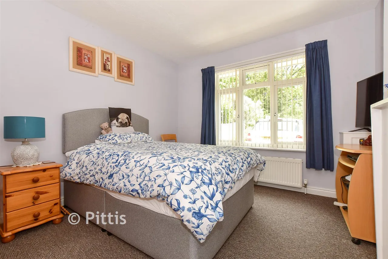 Cliff Bridge, Shanklin, PO37, photo 12