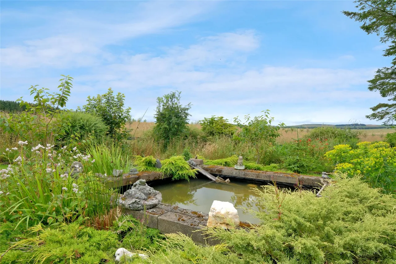 Auchmaud Cottage, Hatton, AB42, photo 26