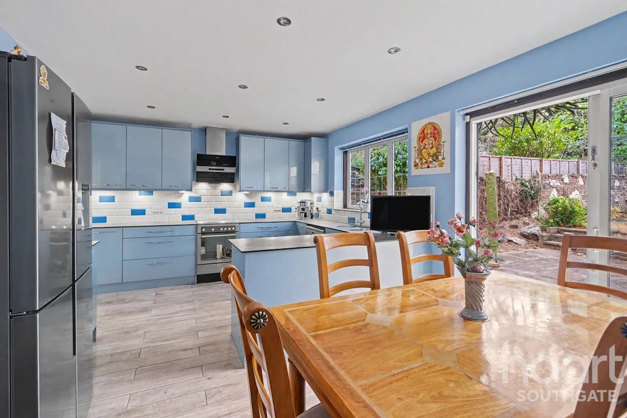 Rowantree Road, Enfield, EN2, photo 4