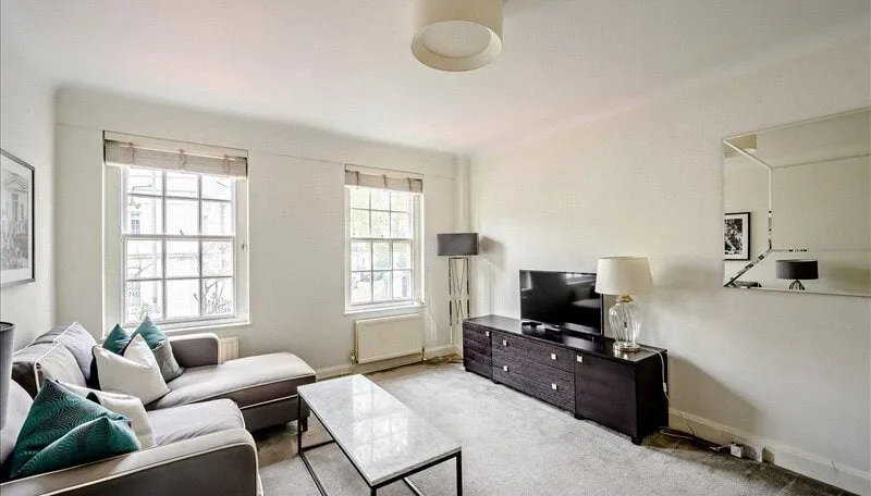2 bed flat to rent, Fulham Road, Chelsea, SW3