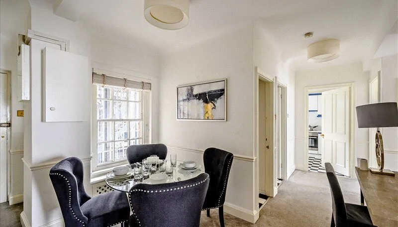 Fulham Road, Chelsea, SW3, photo 2