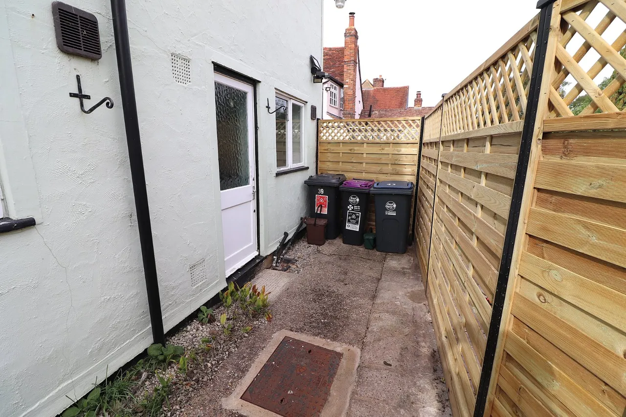 High Street, Walkern, SG2, photo 5