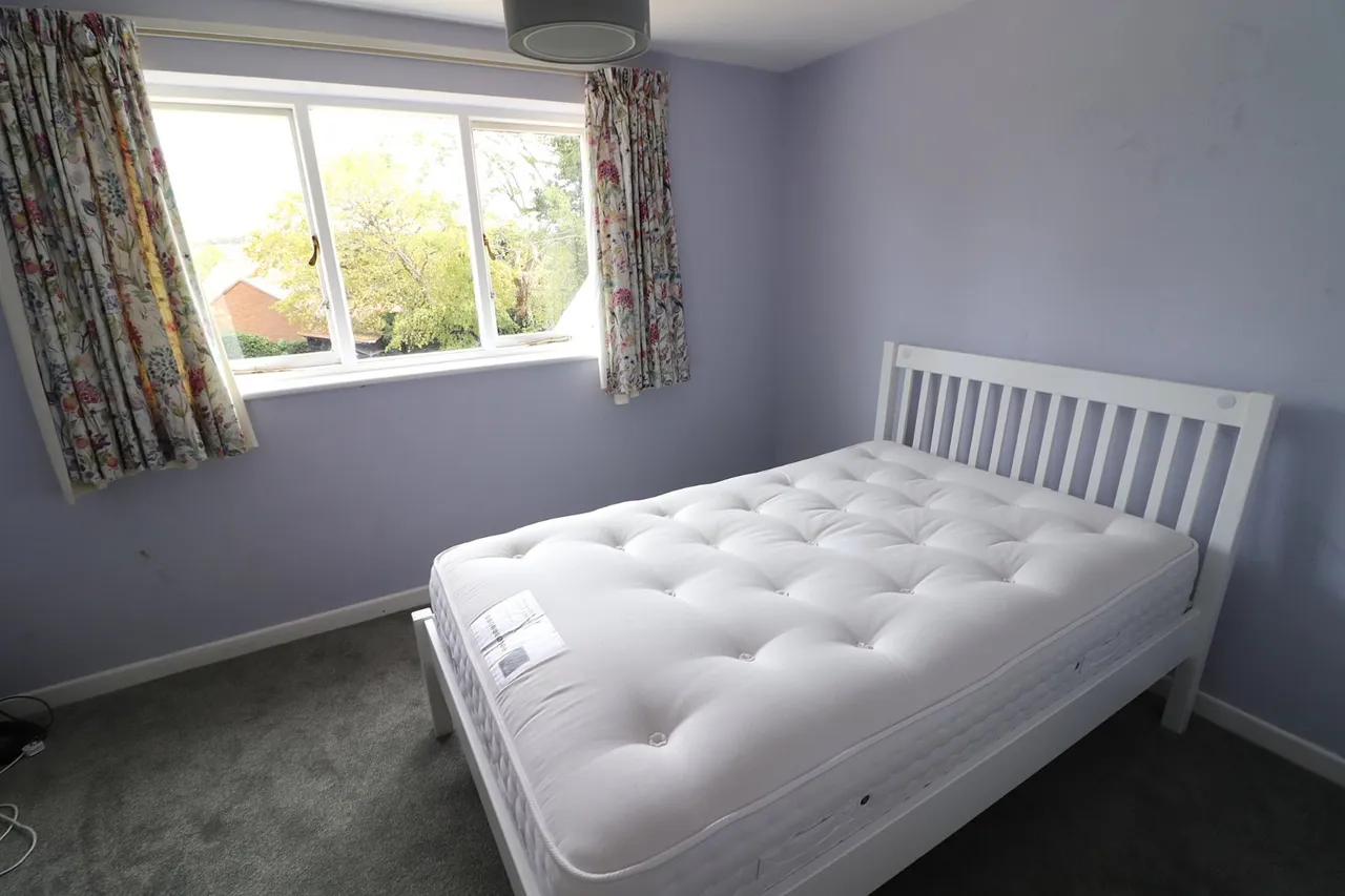 High Street, Walkern, SG2, photo 10
