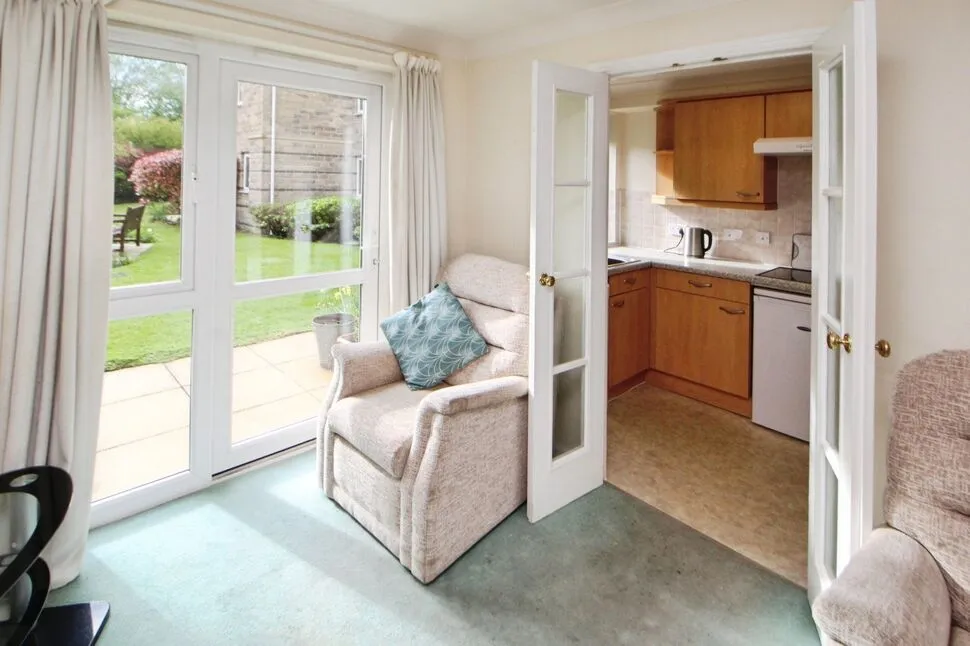 North Road, Glossop, Derbyshire, SK13, photo 5