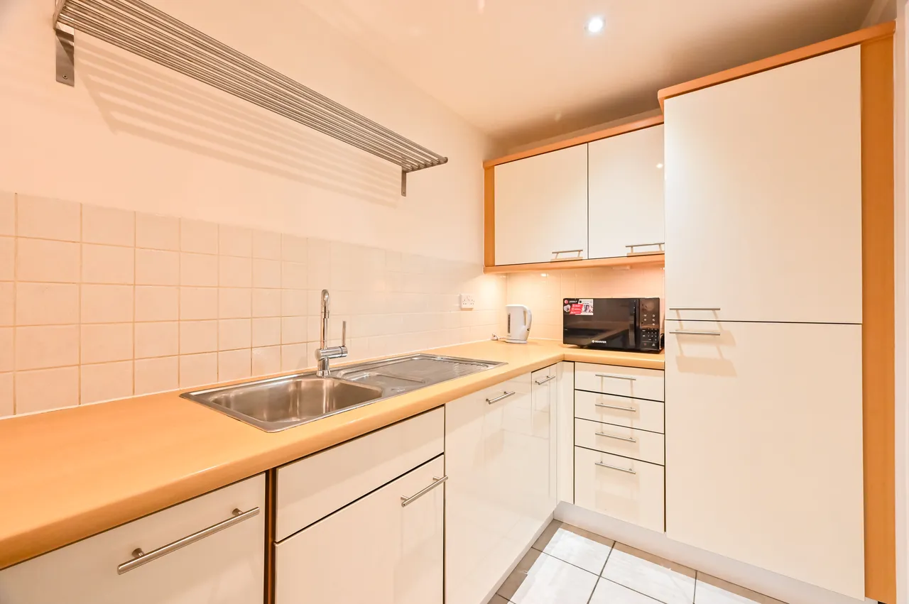 London, E16, photo 15