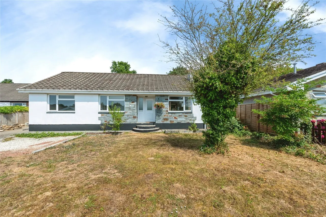 3 bed property for sale, St. Matthews Hill, Wadebridge, PL27