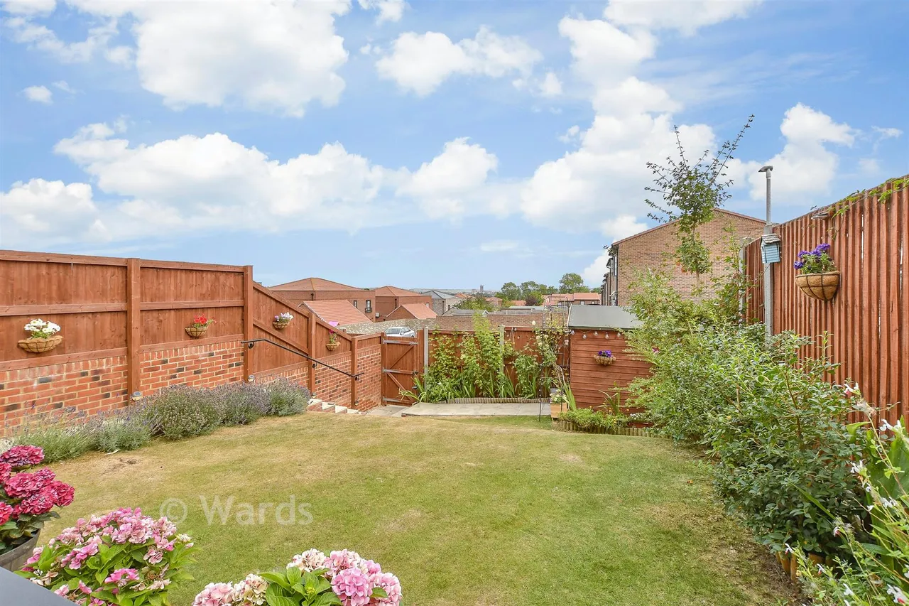 Fairbrass Way, Canterbury, CT1, photo 9