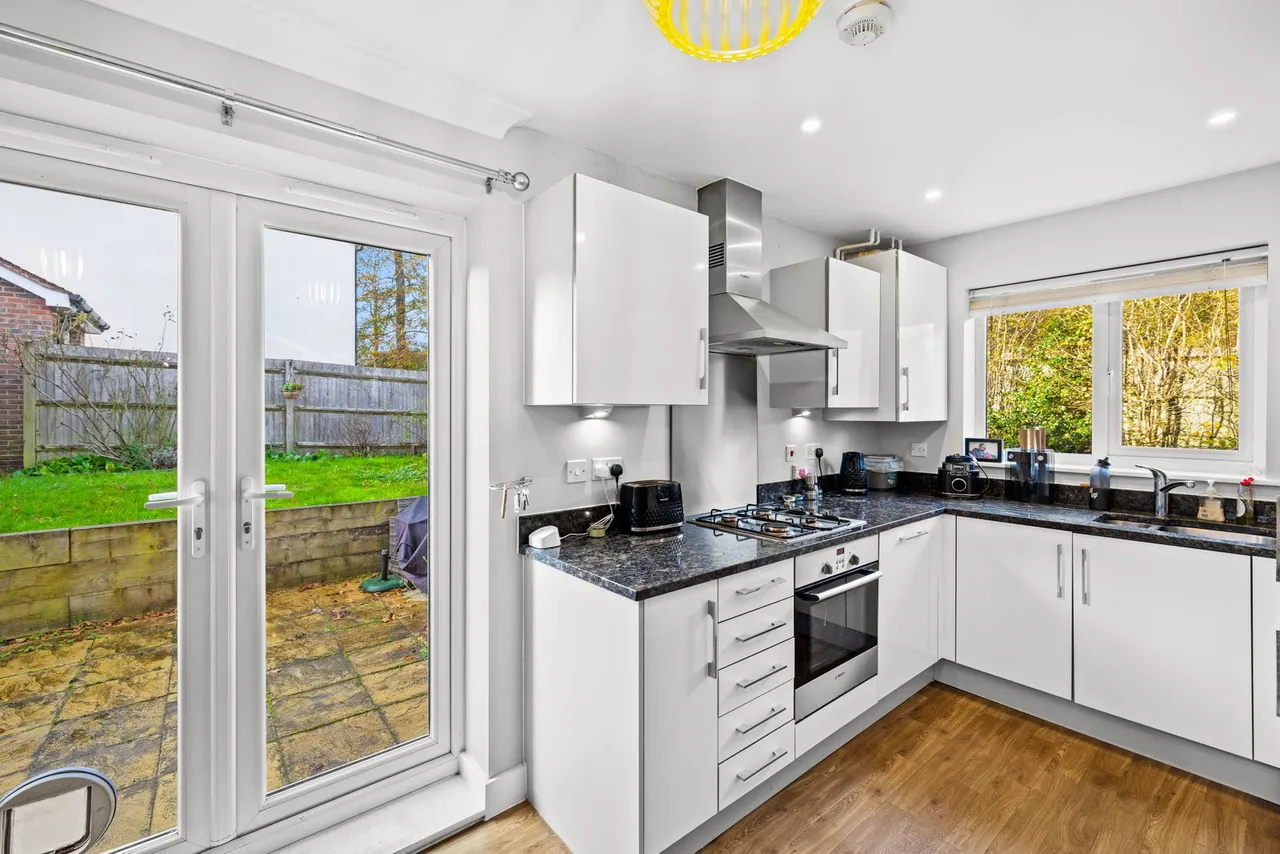 Bowden Way, Haywards Heath, RH16 4UA, photo 2
